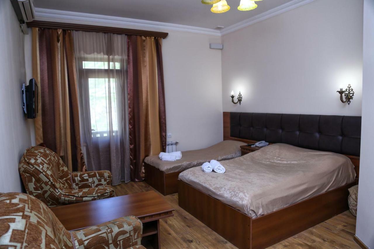 Lara Hotel Gorisz Kültér fotó