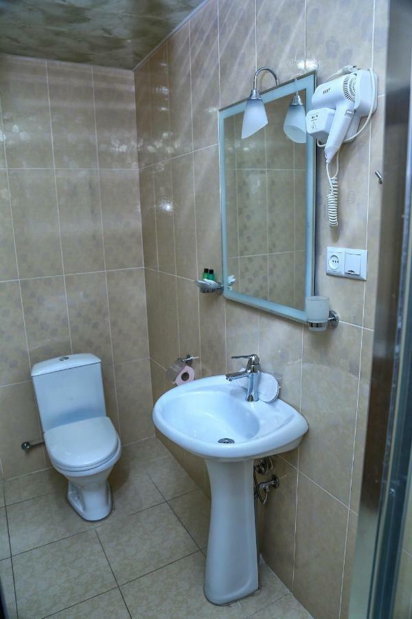 Lara Hotel Gorisz Kültér fotó